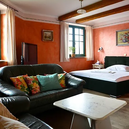 Penzion A Restaurace U Konicka 4*